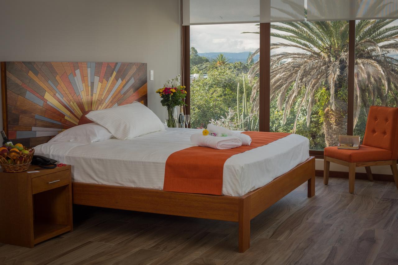 Hotel Ilalo Garden & Restaurant